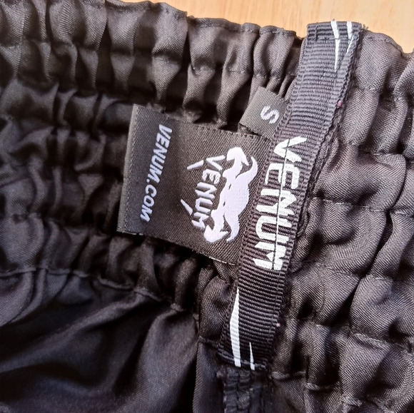 VENUM MUAY THAI SHORTS BLACK ORIGINAL SIZE S EUC - Picture 5 of 9